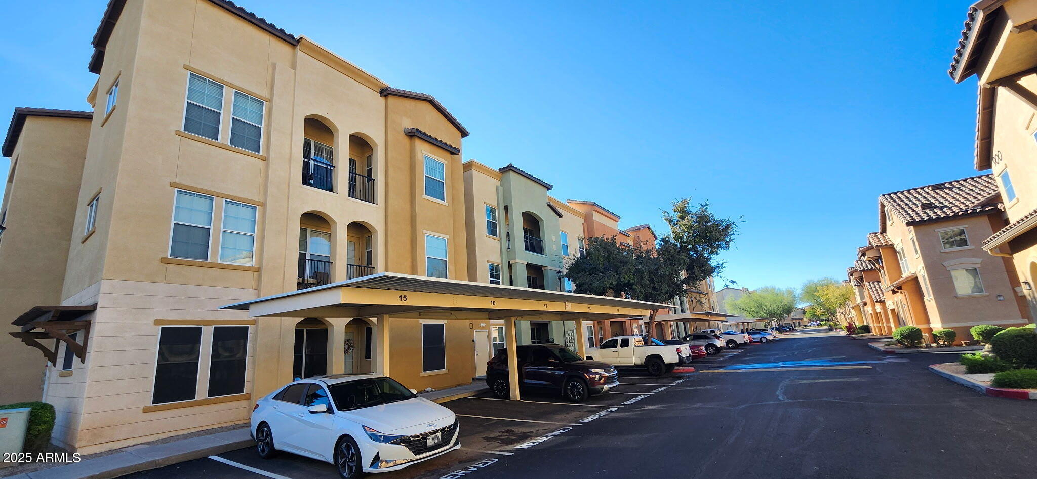 14575 W MOUNTAIN VIEW Boulevard 12106