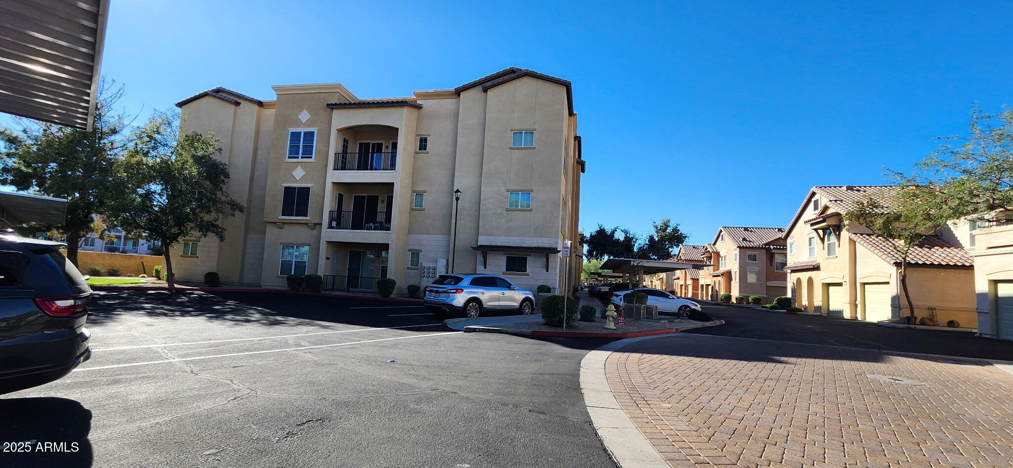 14575 W MOUNTAIN VIEW Boulevard 12106