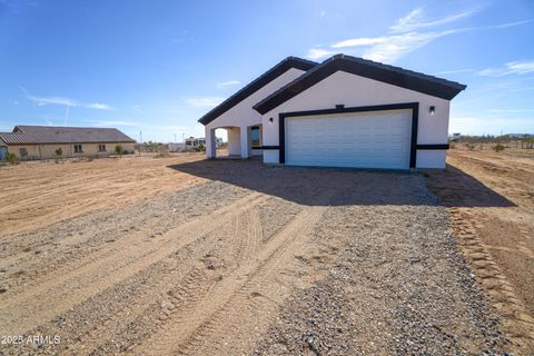 A home in Tonopah