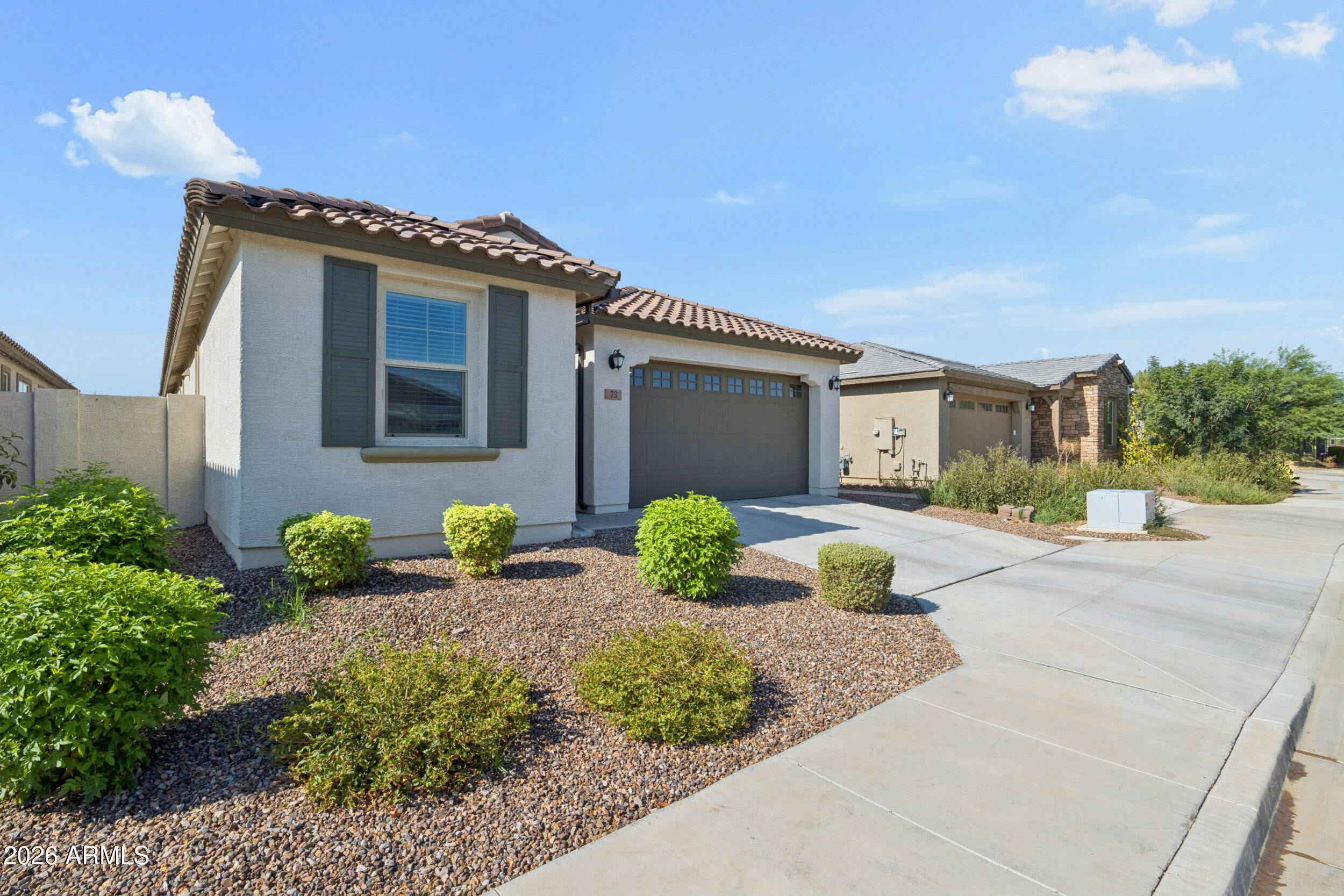 73 E CAPRICORN Way