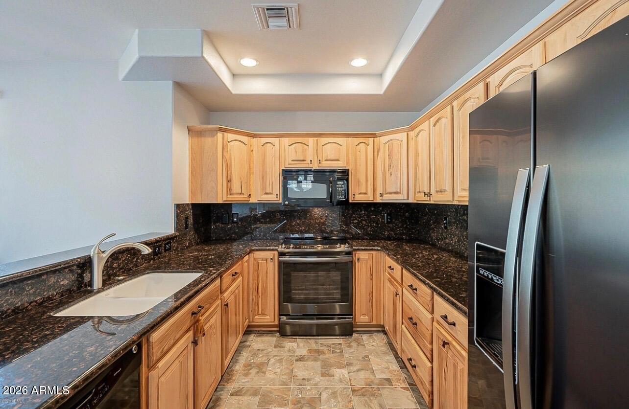 6145 E CAVE CREEK Road 112