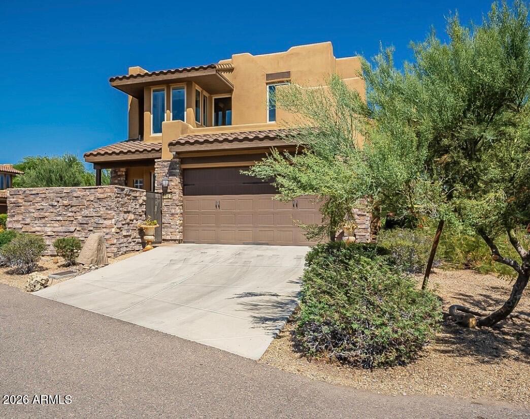 6145 E CAVE CREEK Road 112