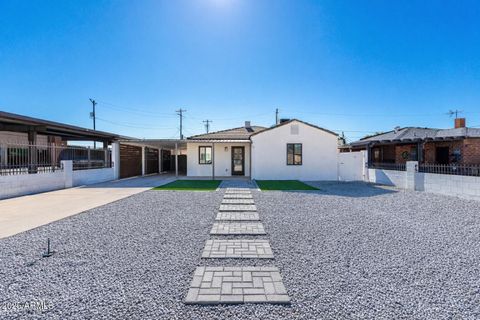 385 E CLARENDON Avenue Phoenix AZ 85012