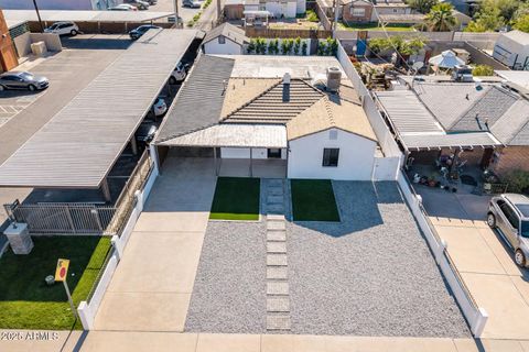 385 E CLARENDON Avenue Phoenix AZ 85012