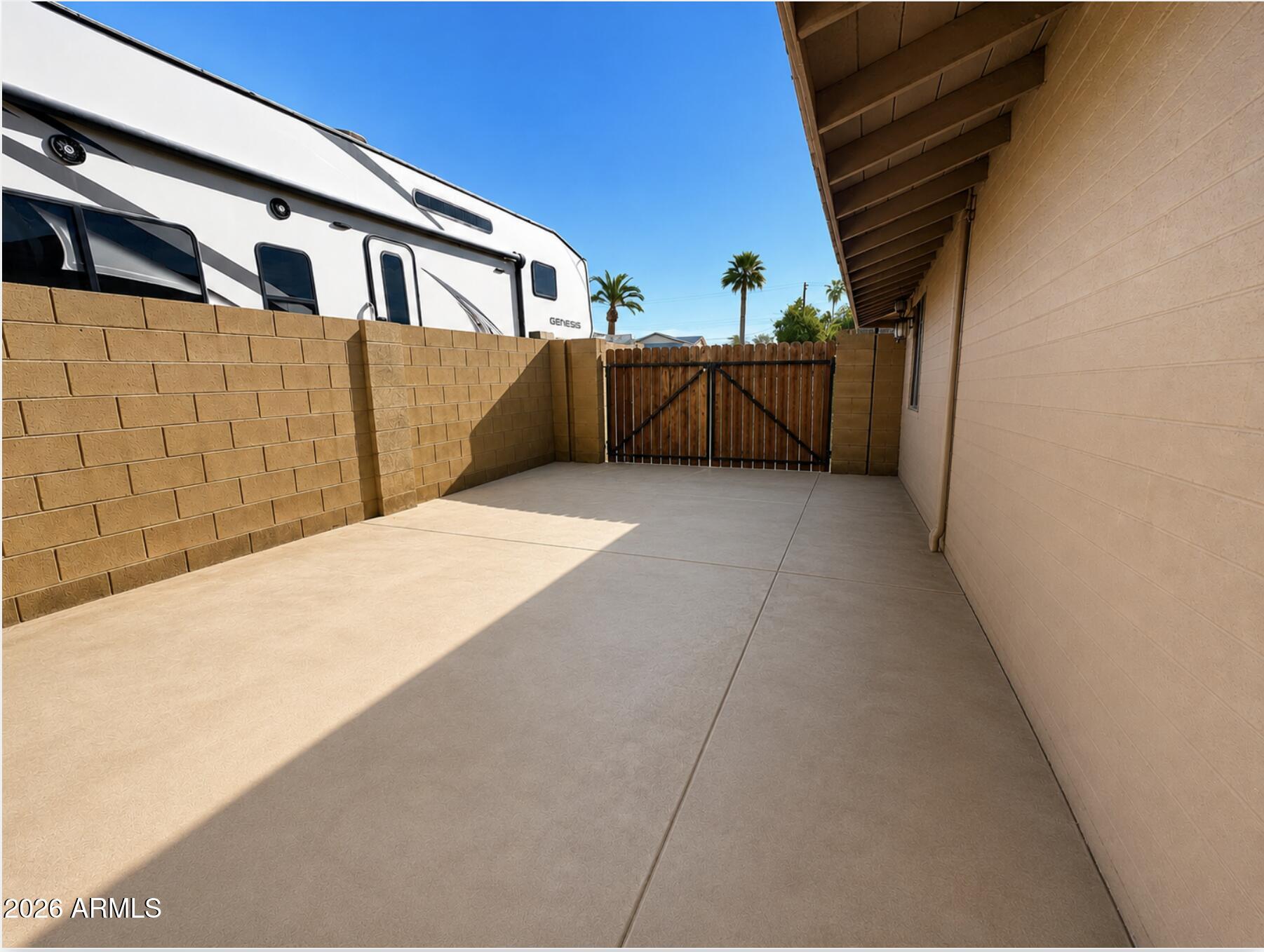 8922 N 17TH Lane