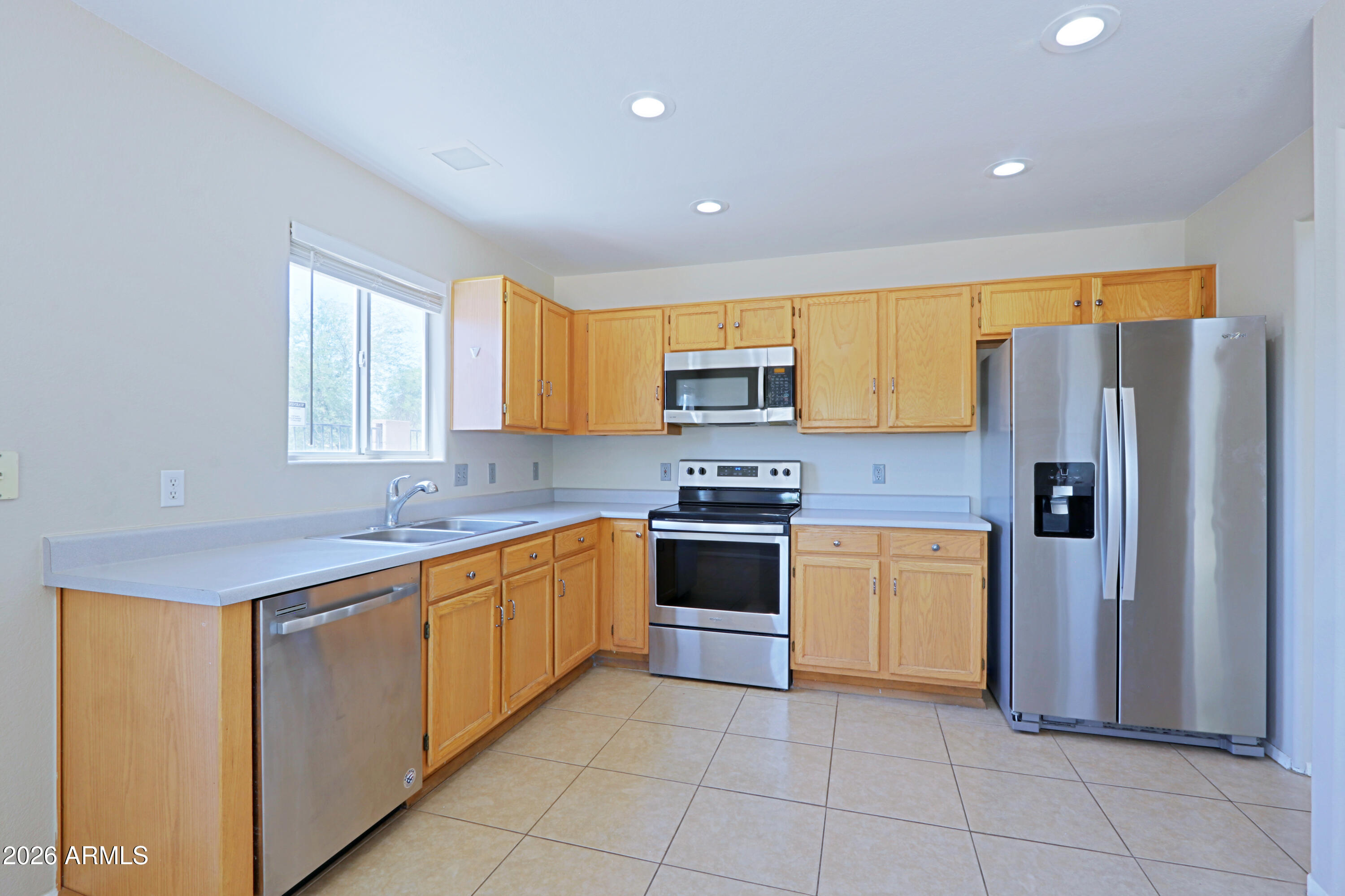 3135 W LONE CACTUS Drive