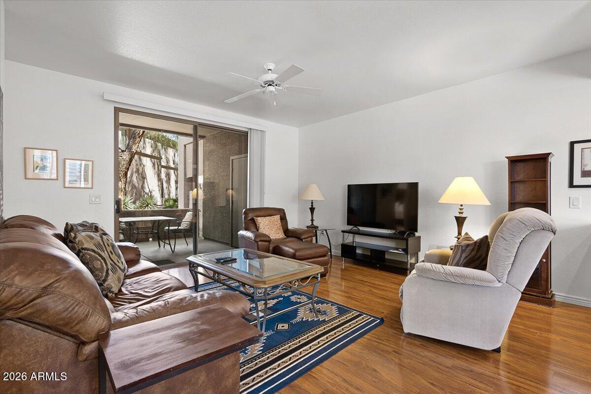 11680 E SAHUARO Drive 1023
