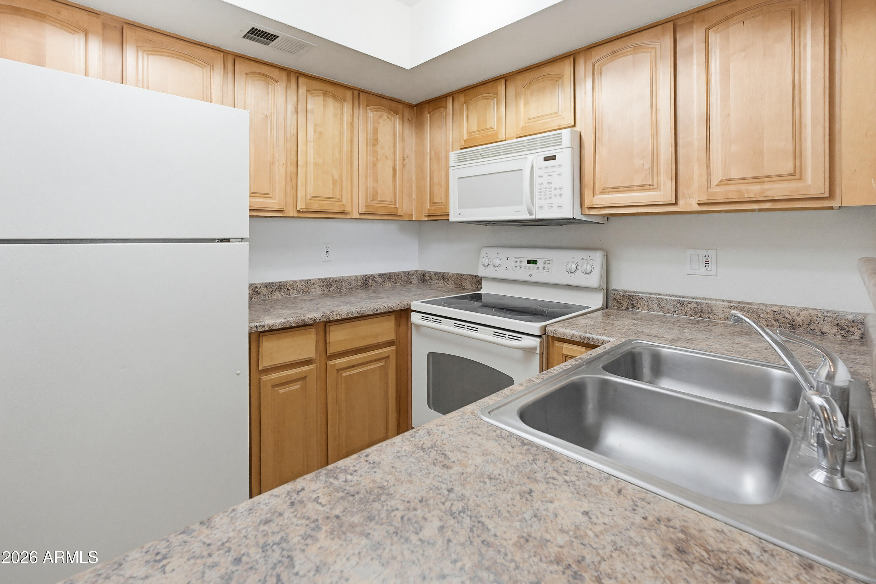 3601 W TIERRA BUENA Lane 145