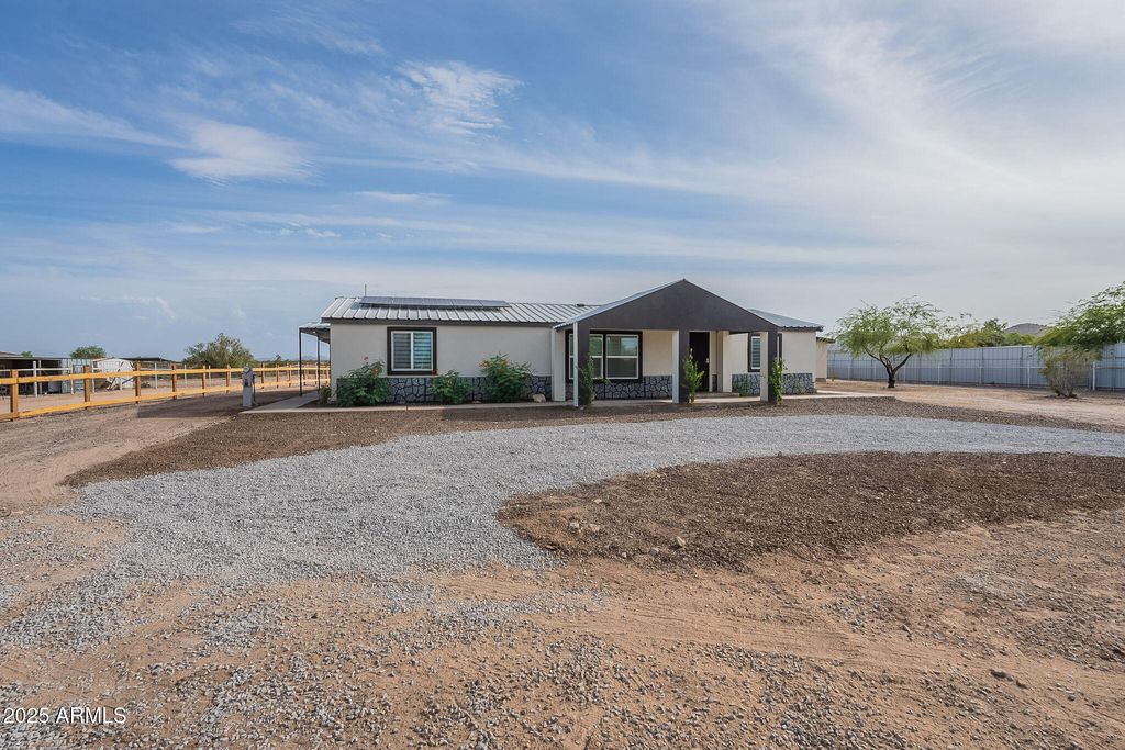Photo of 21621 W Narramore Road, Buckeye, AZ 85326 (MLS # 6921777)