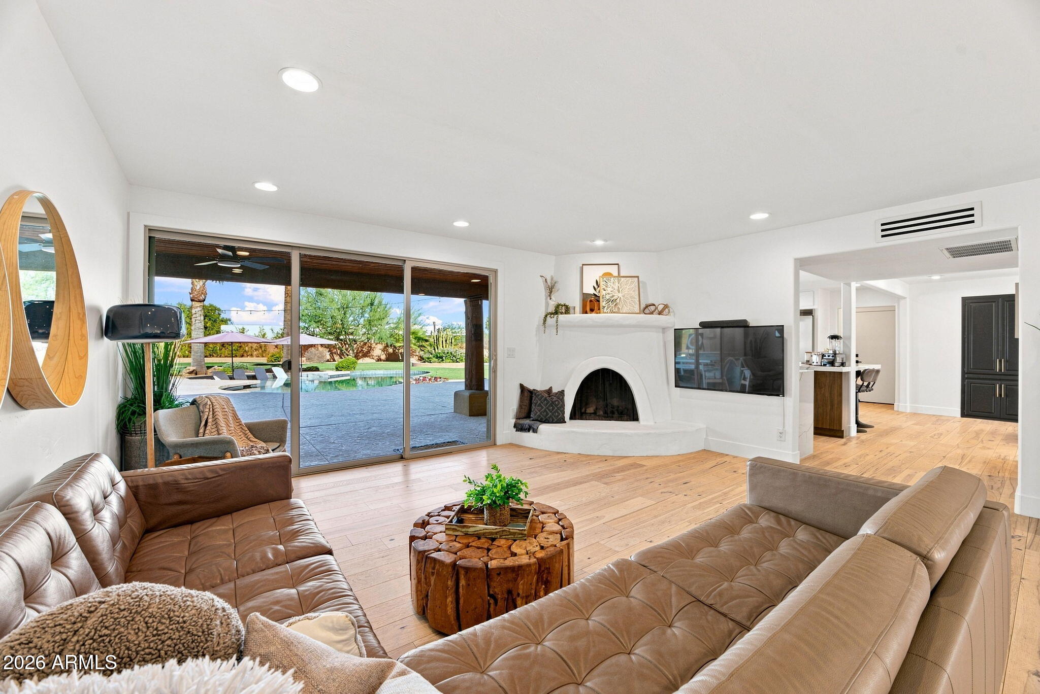 9827 N 65TH Place