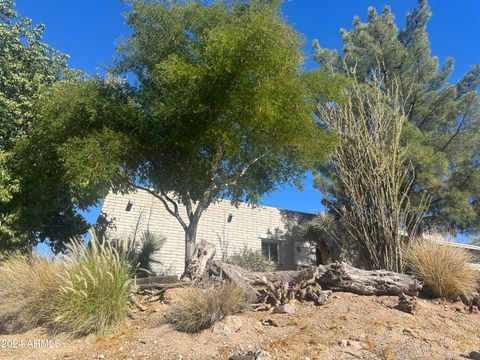 A home in Wickenburg