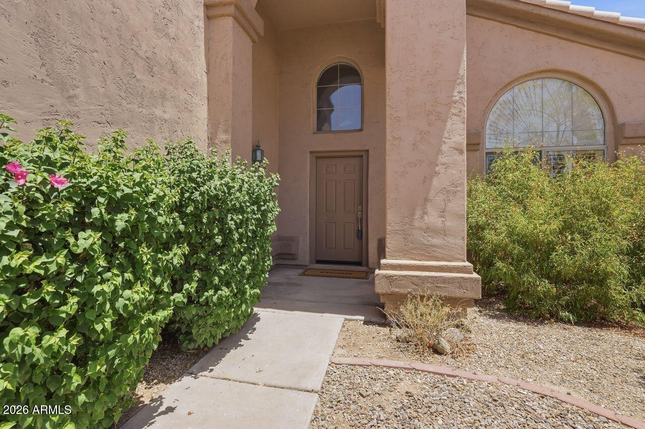 4626 E SUMMERHAVEN Drive