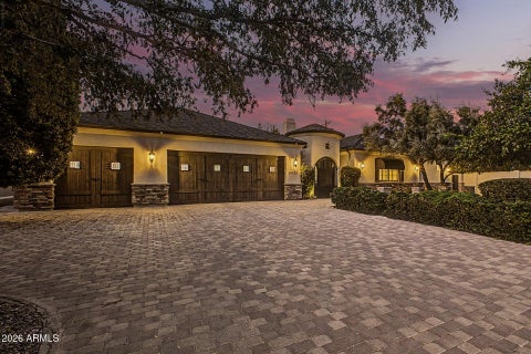 Photo of 6630 E Lafayette Boulevard, Scottsdale, AZ 85251 (MLS # 7074665)