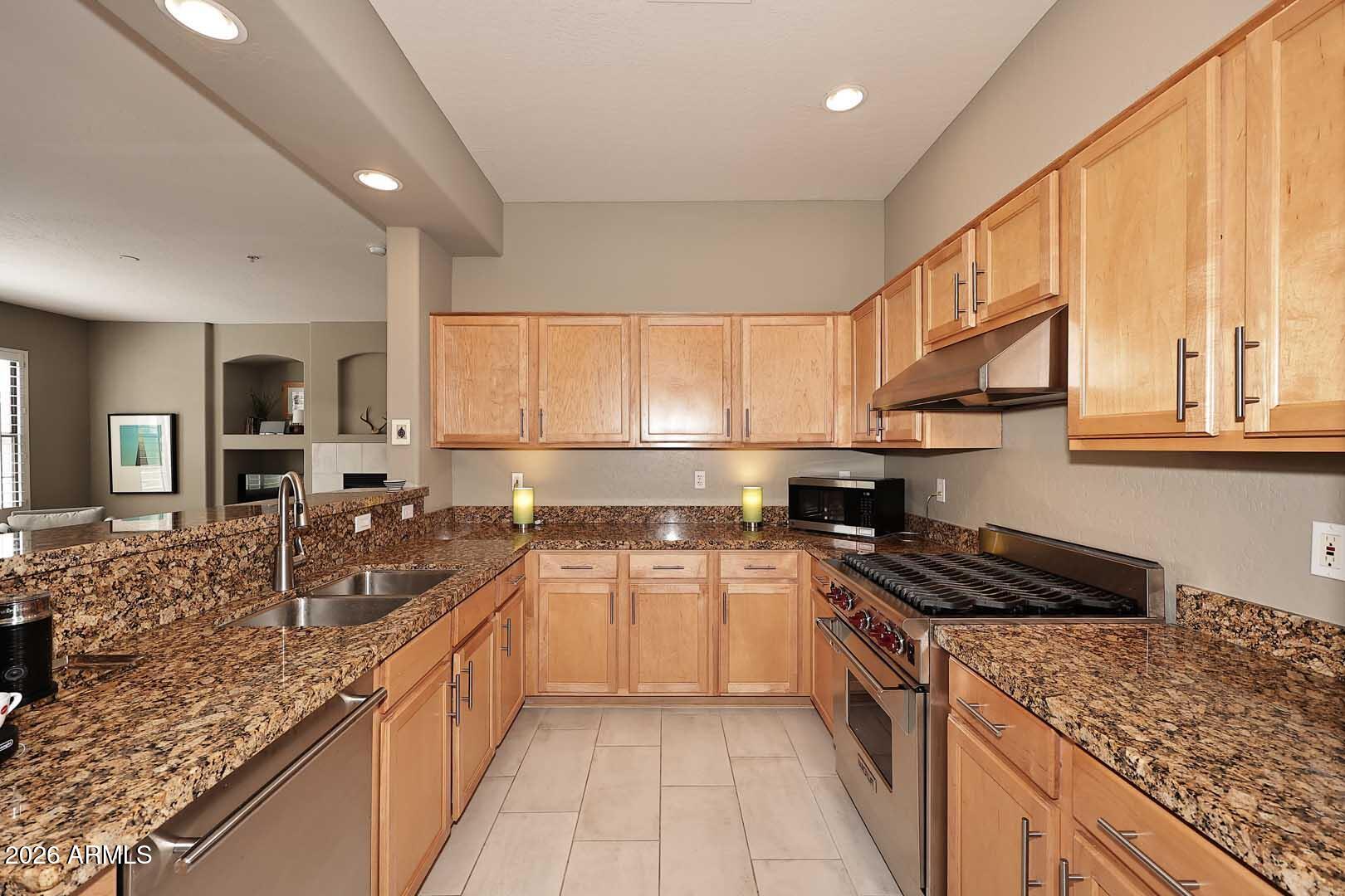 16600 N THOMPSON PEAK Parkway 2085