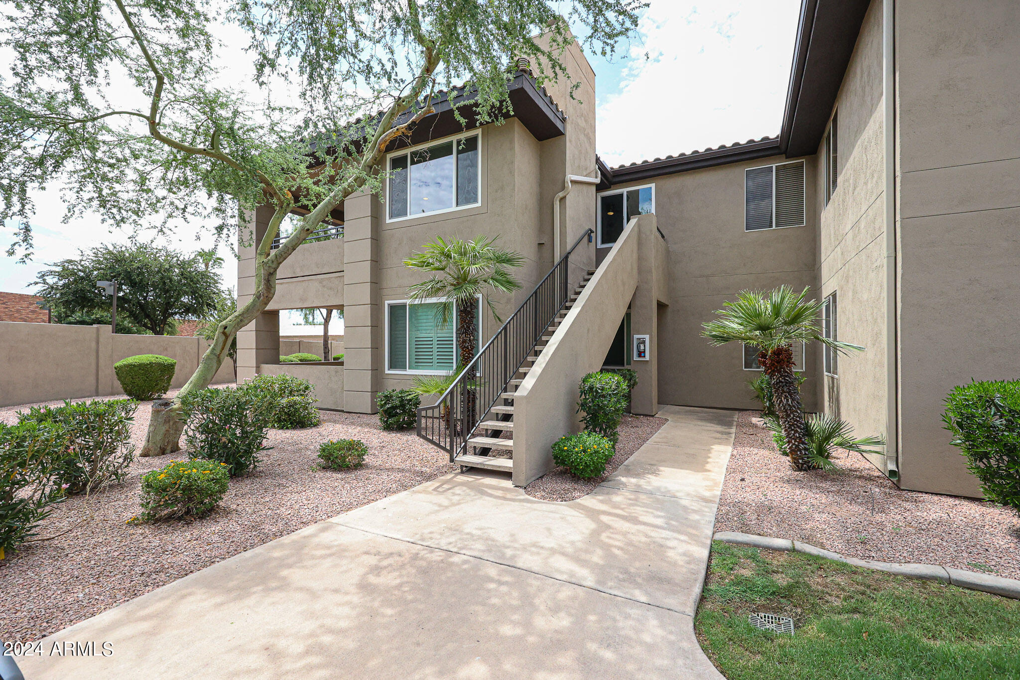 View Scottsdale, AZ 85254 condo