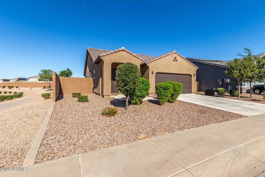 Photo of 2430 E Alonso Drive, Casa Grande, AZ 85194 (MLS # 6953908)