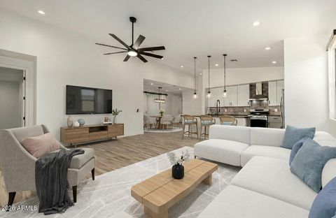 2418 E AMELIA Avenue Phoenix AZ 85016