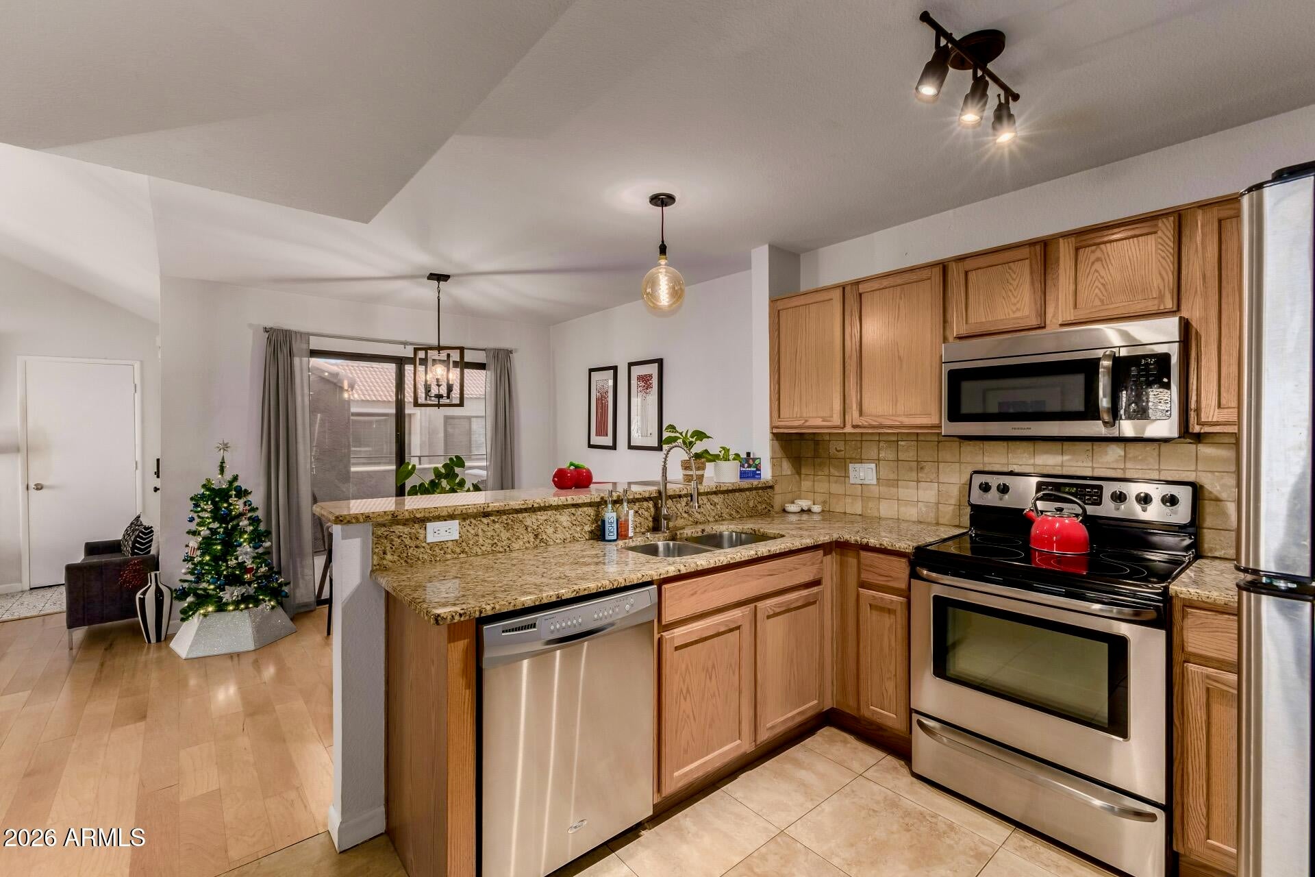 5122 E SHEA Boulevard 2097