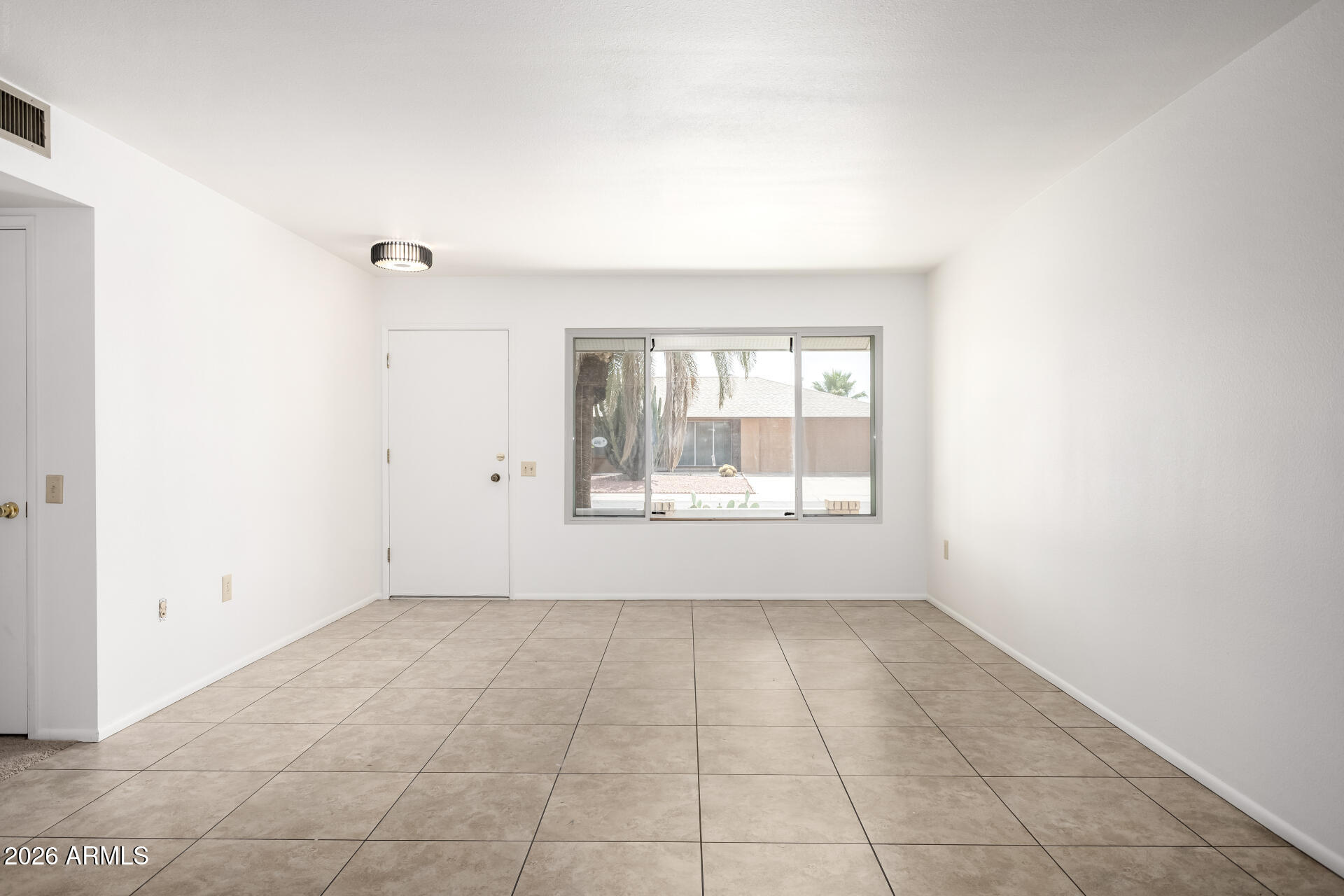 11062 W EDGEWOOD Drive