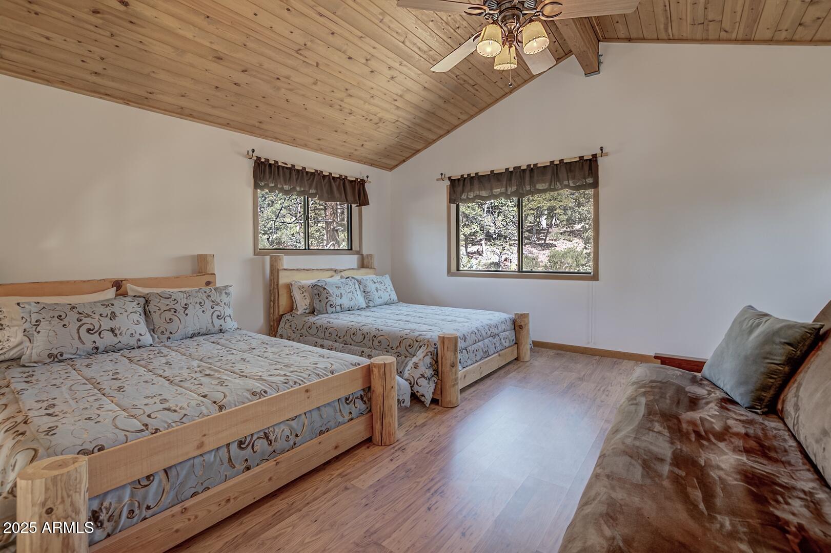 Strawberry Hollow - Residential