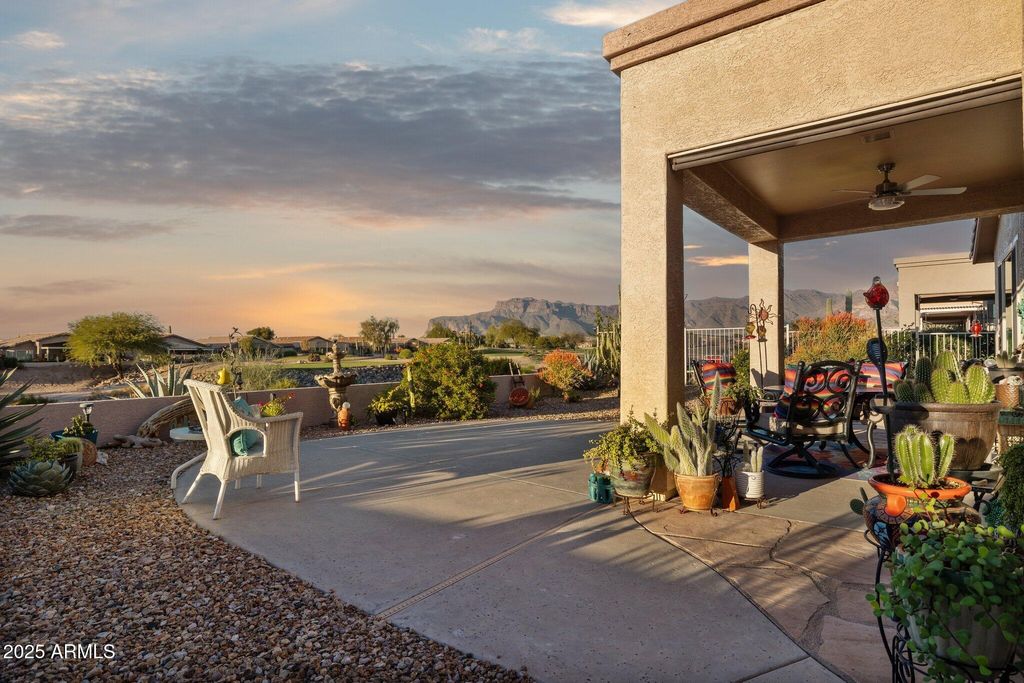 Photo of 6740 S Fairway Drive, Gold Canyon, AZ 85118 (MLS # 6954229)