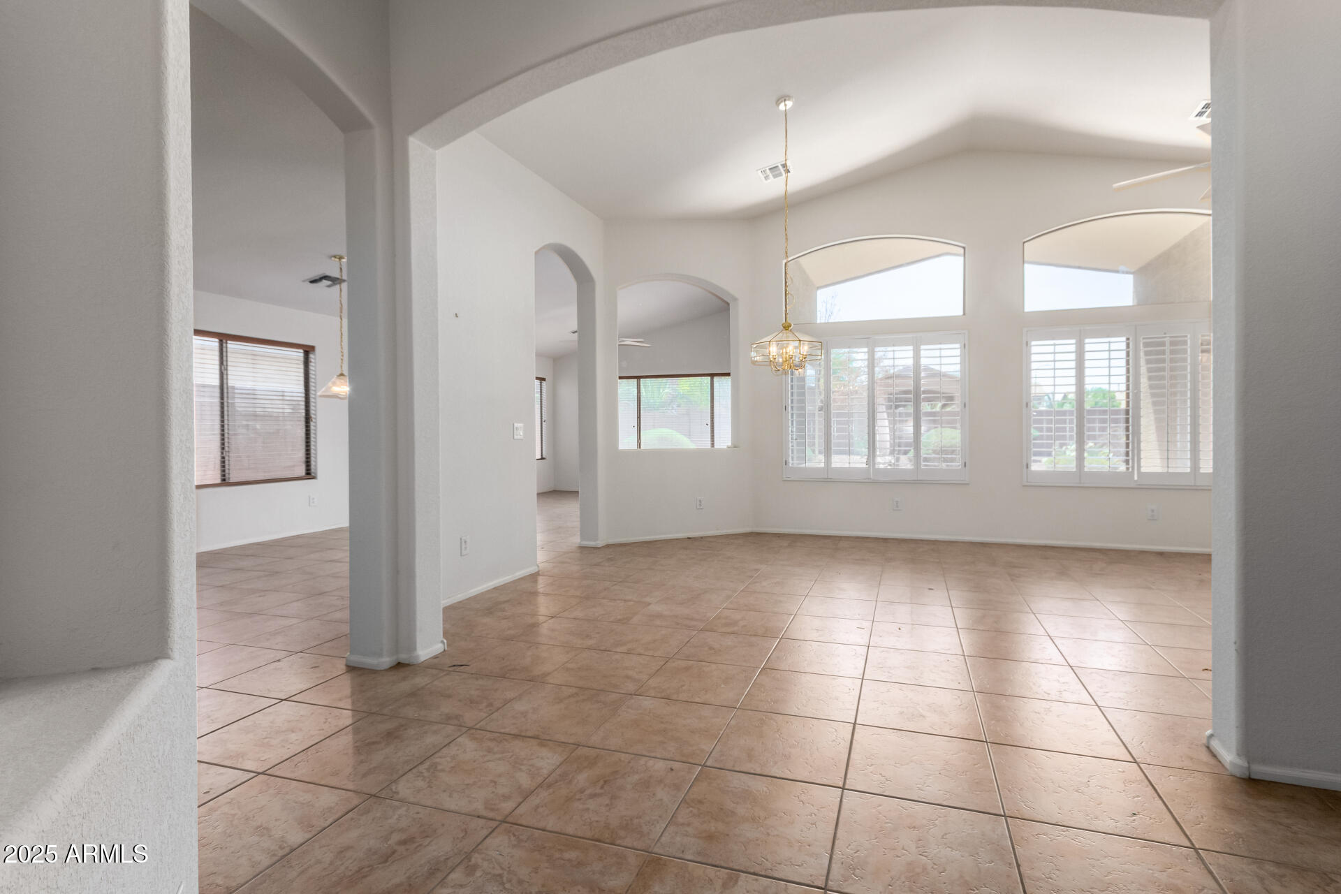 4617 W ALICIA Drive