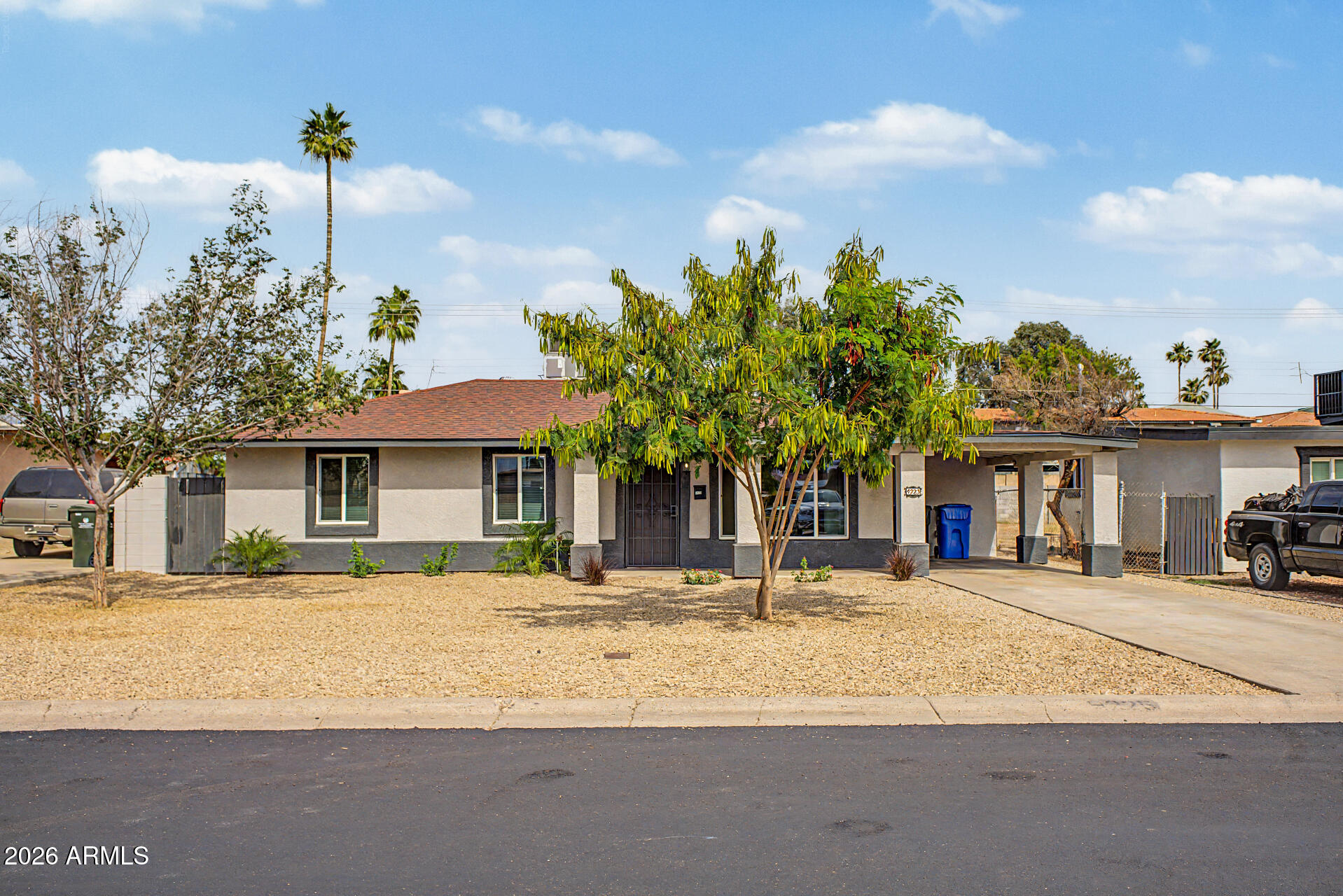 4225 N 33RD Drive