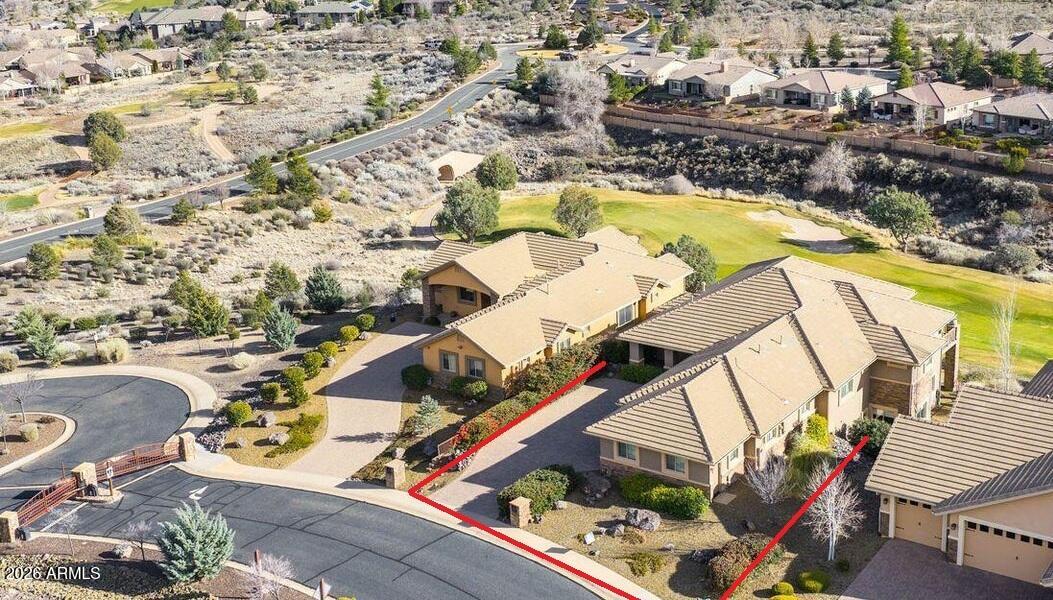 1233 S Lakeview Drive