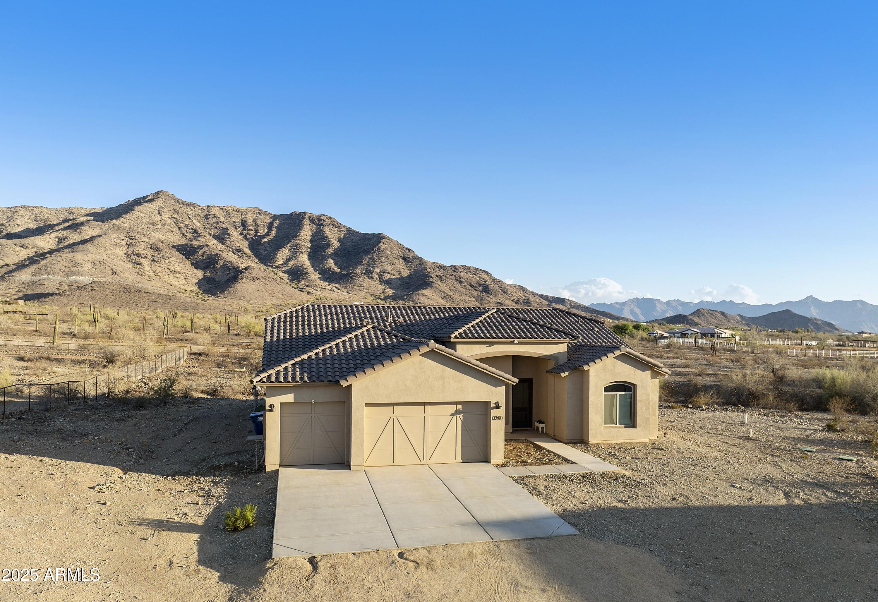 10540 S 32ND Drive