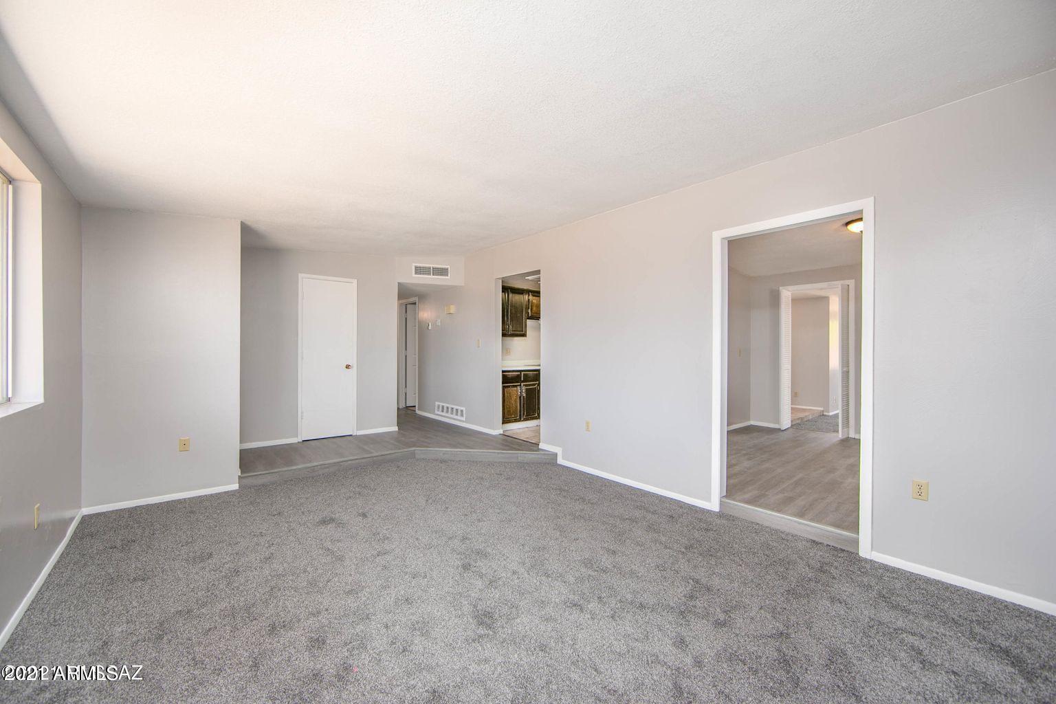 GARDEN CANYON HEIGHTS STRATCOM VILLAGE - Residential