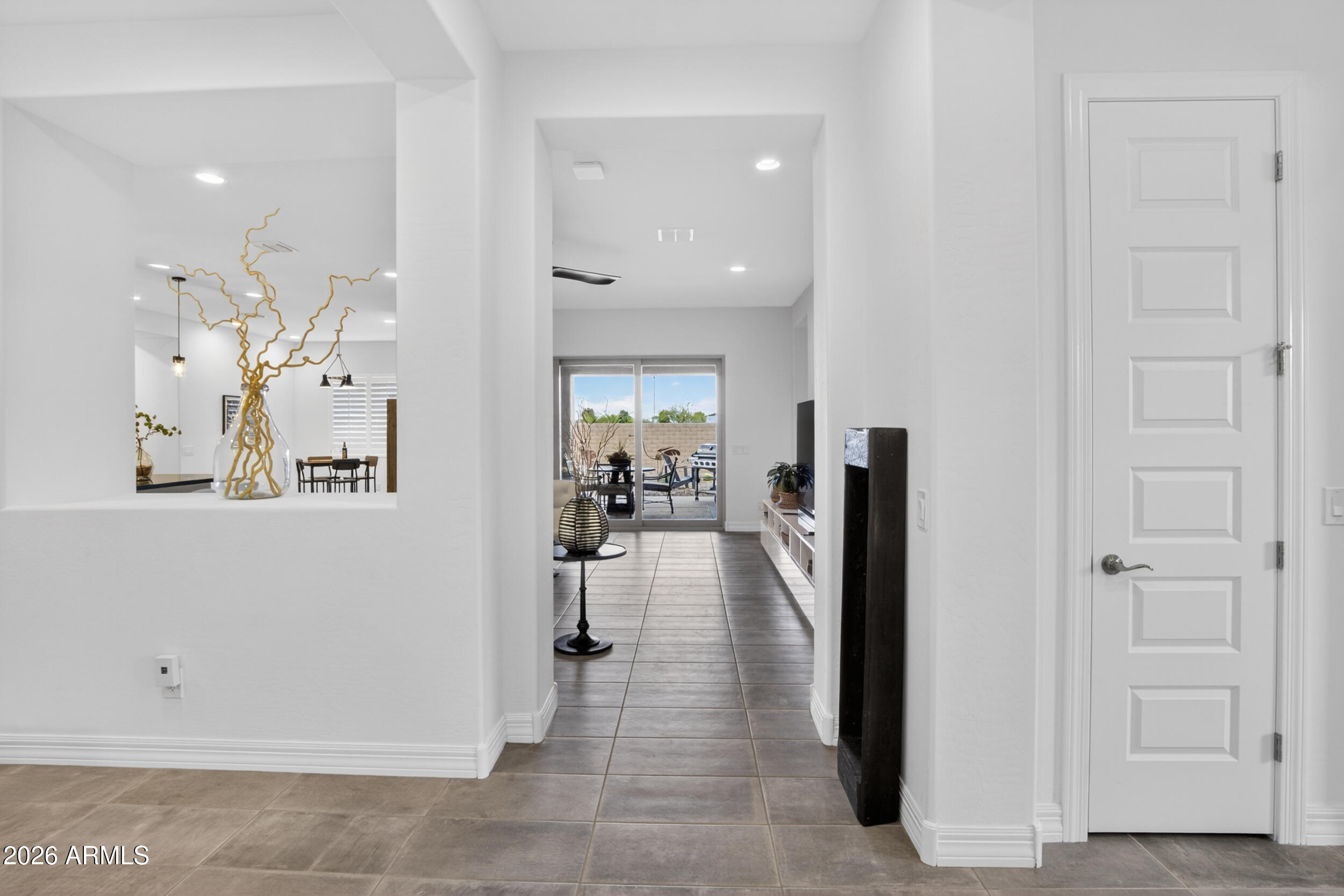 10351 E TEXAS Avenue