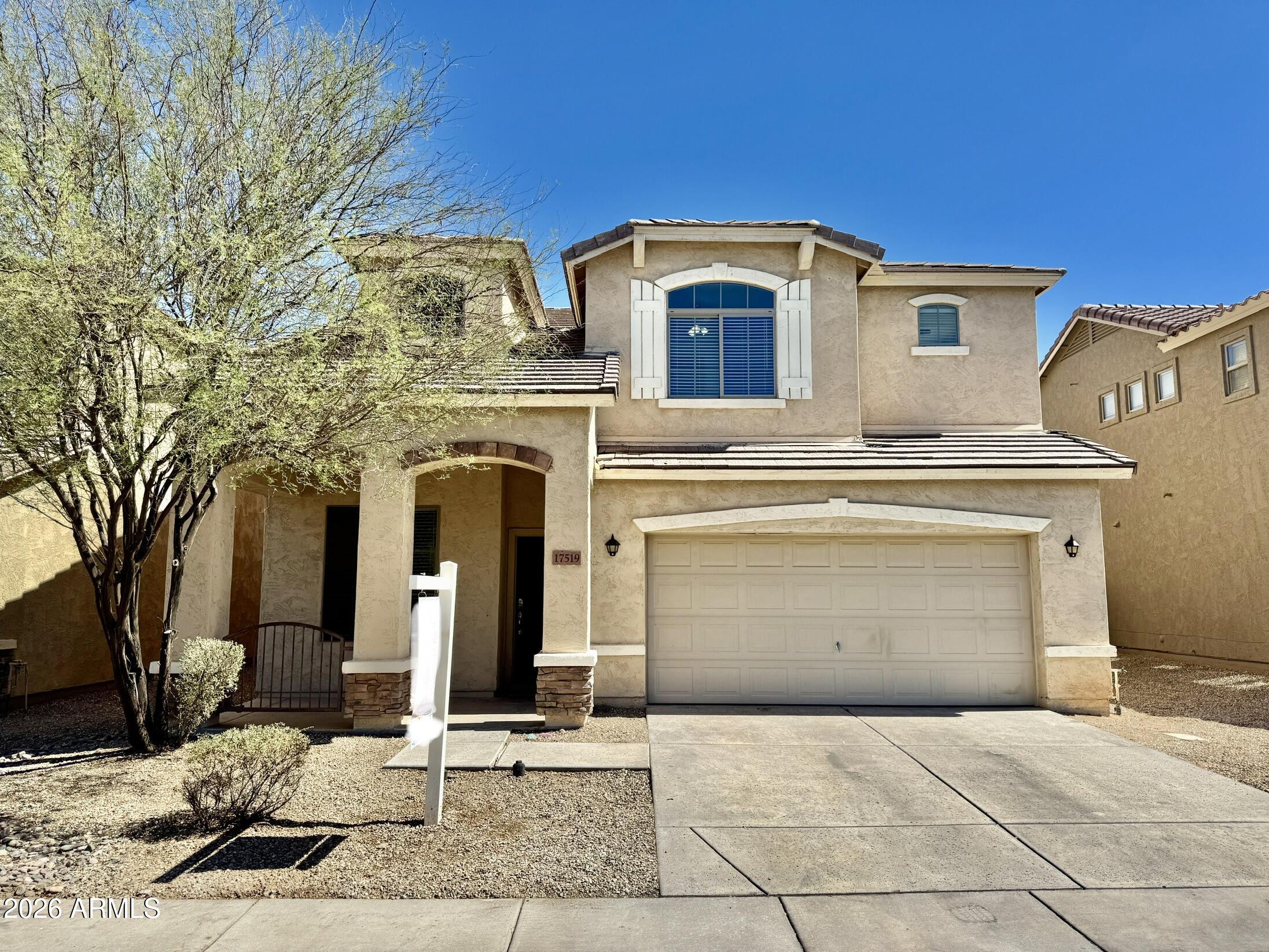 17519 W LISBON Lane