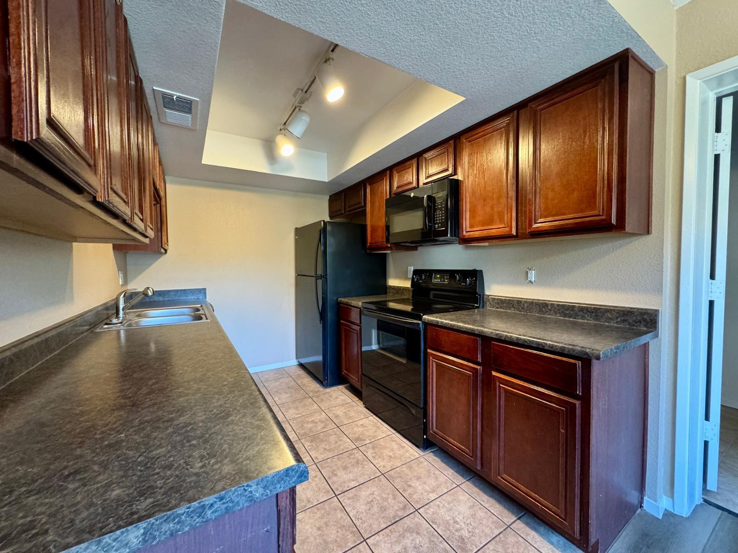 1346 N 85th Place