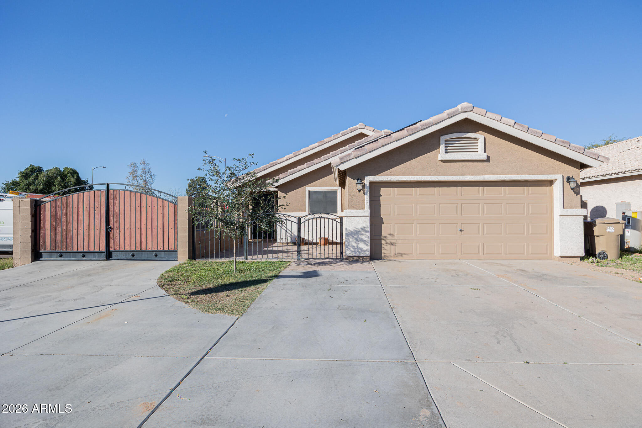 1676 N LA MORA Drive