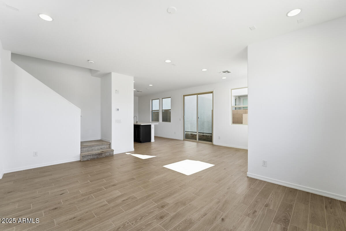 14183 W BUCKSKIN Trail