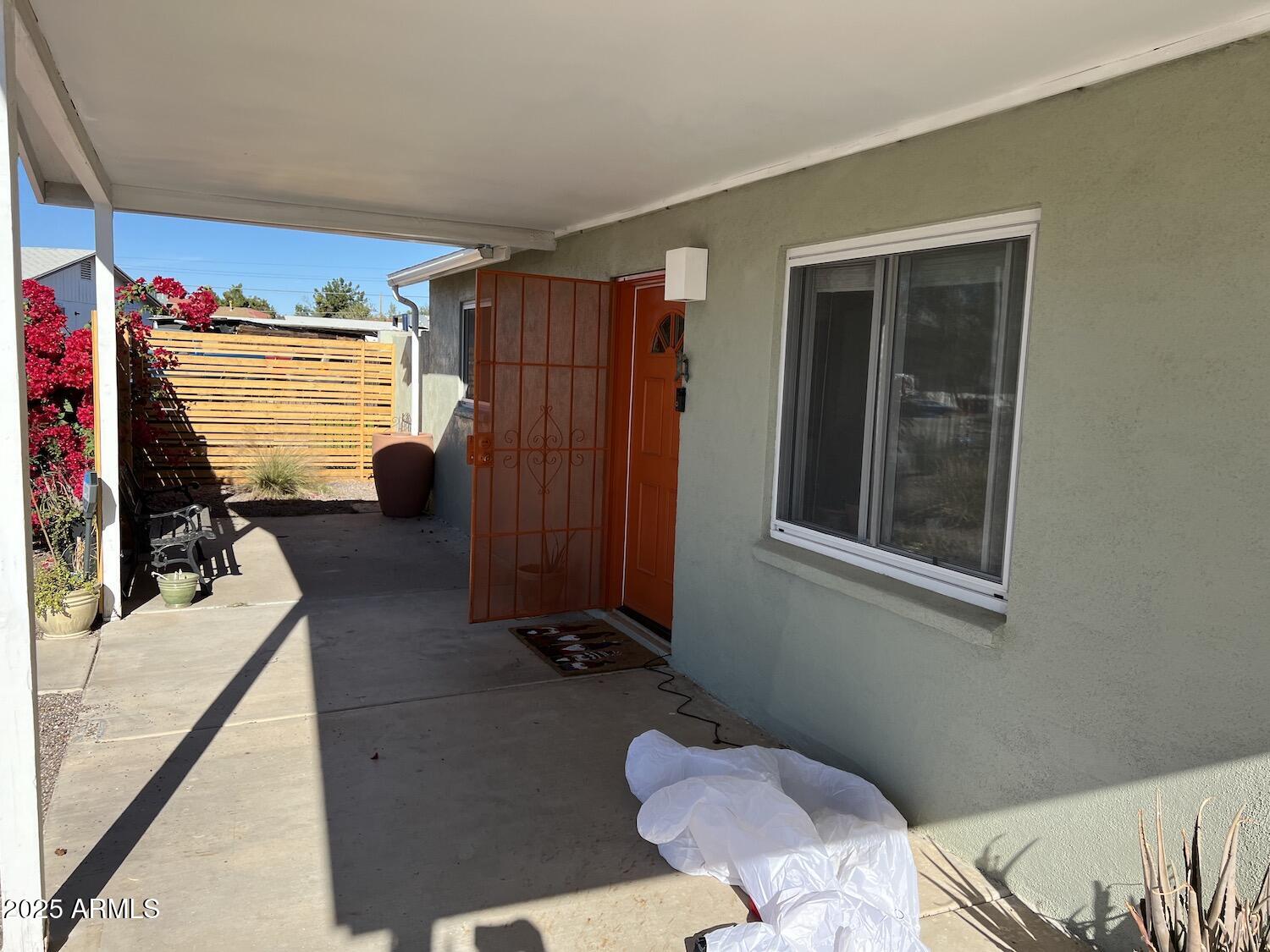 1305 N FRANCES Street