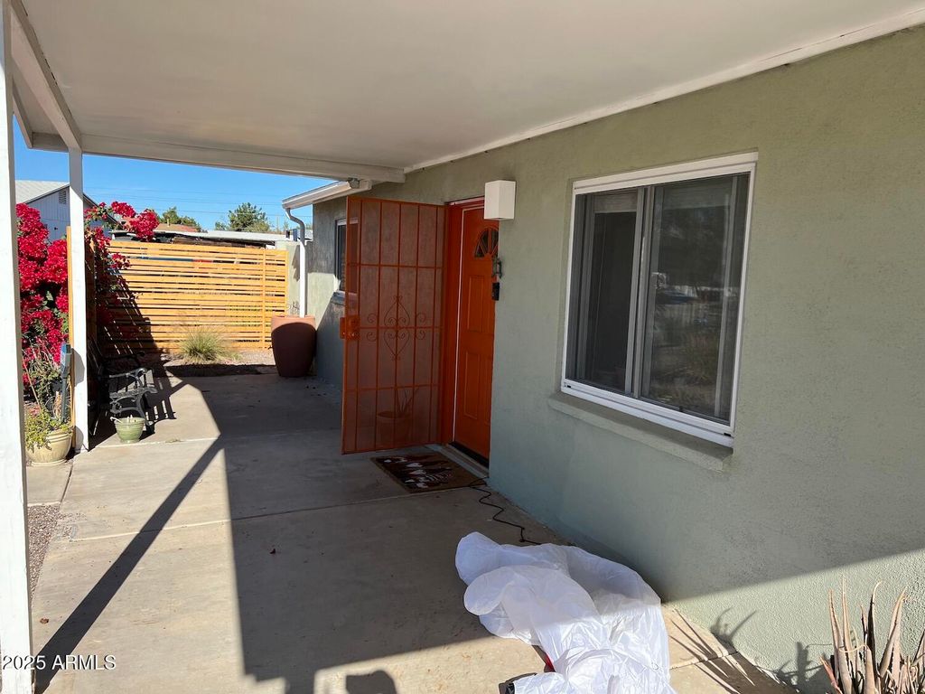 Photo of 1305 N Frances Street, Tempe, AZ 85288 (MLS # 6892474)