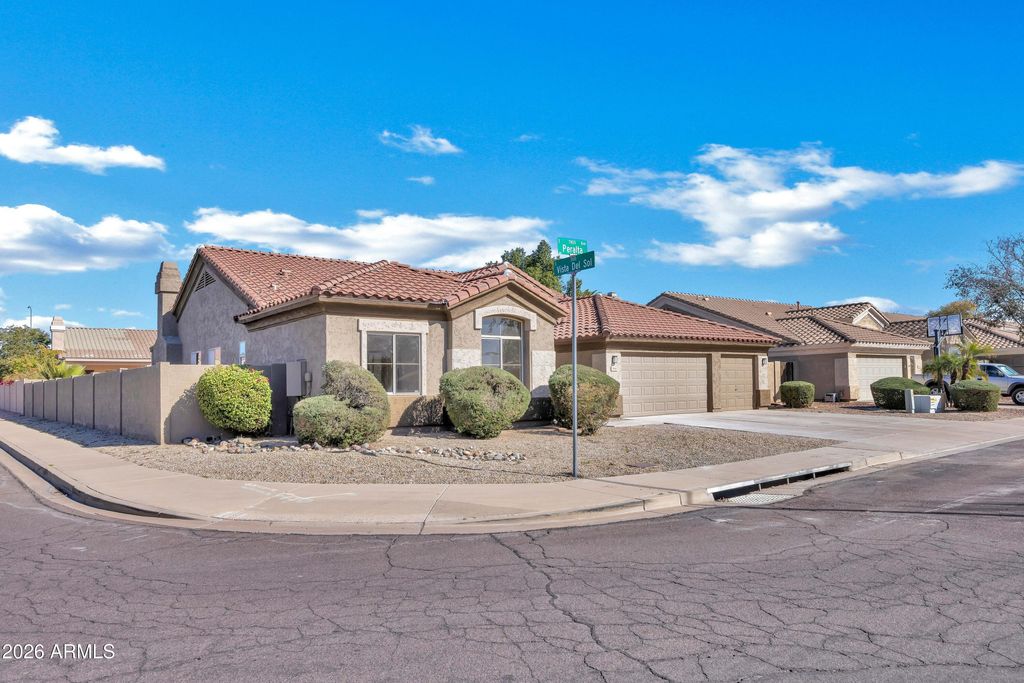 Photo of 7860 E Peralta Avenue, Mesa, AZ 85212 (MLS # 6978061)