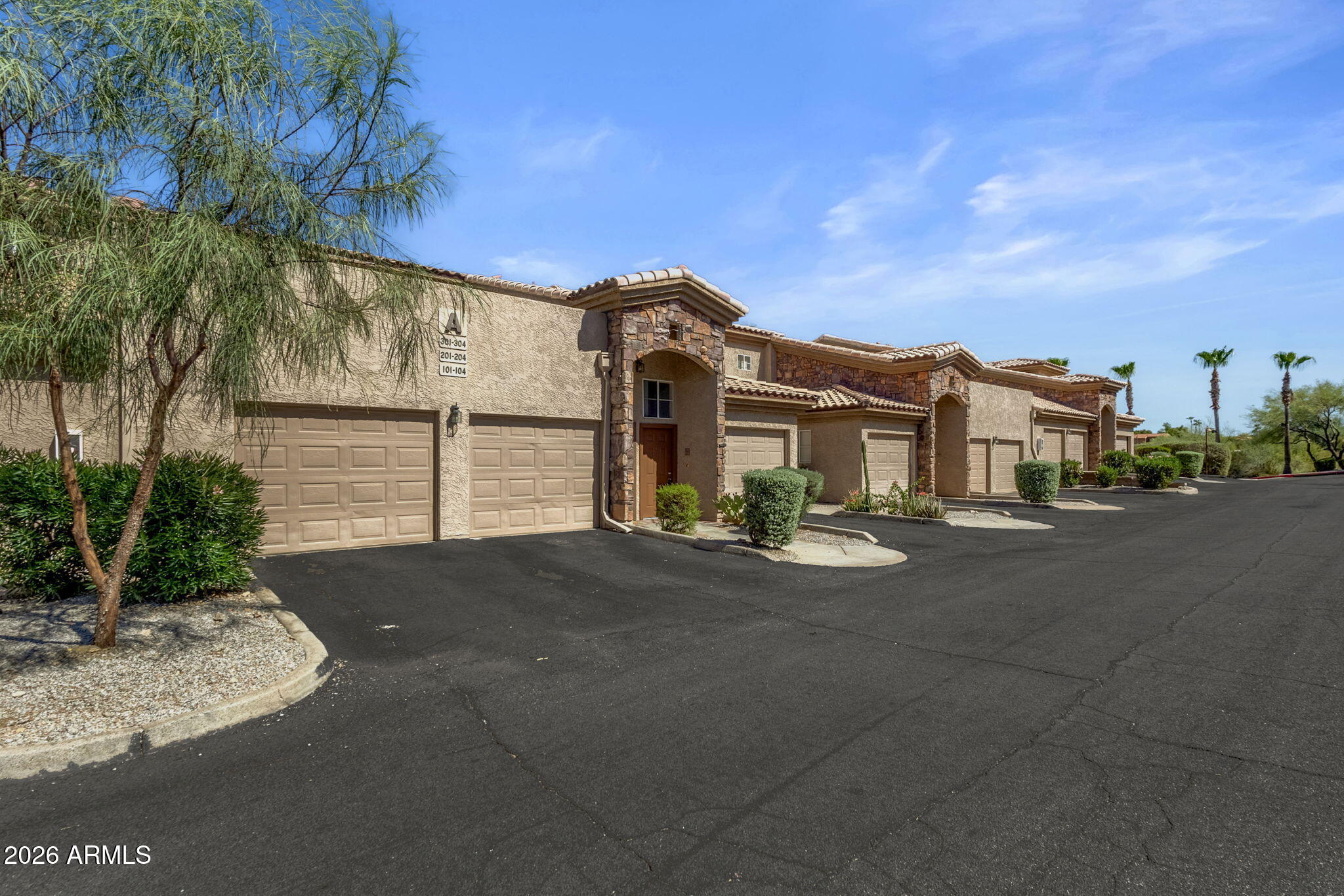 13700 N FOUNTAIN HILLS Boulevard 303