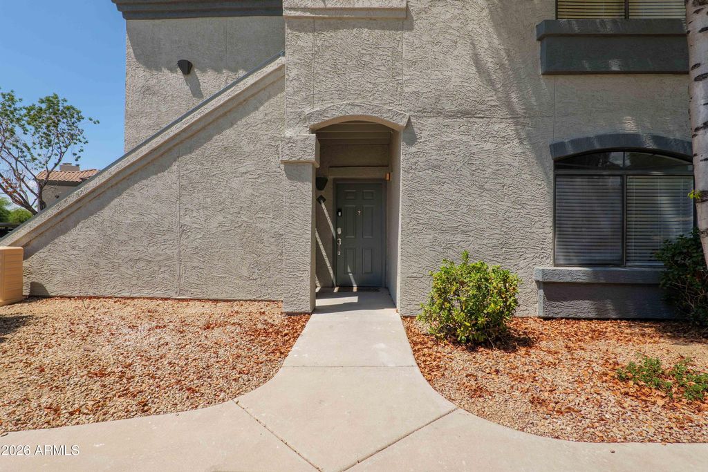 Photo of 15095 N Thompson Peak Parkway #1118, Scottsdale, AZ 85260 (MLS # 7010774)
