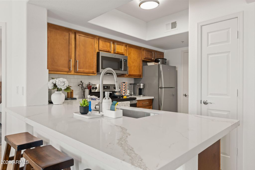 Photo of 15095 N Thompson Peak Parkway #1118, Scottsdale, AZ 85260 (MLS # 7010774)