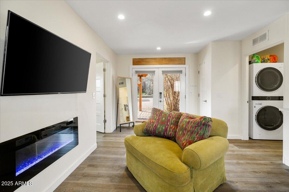 Hopkins Ranch - Residential
