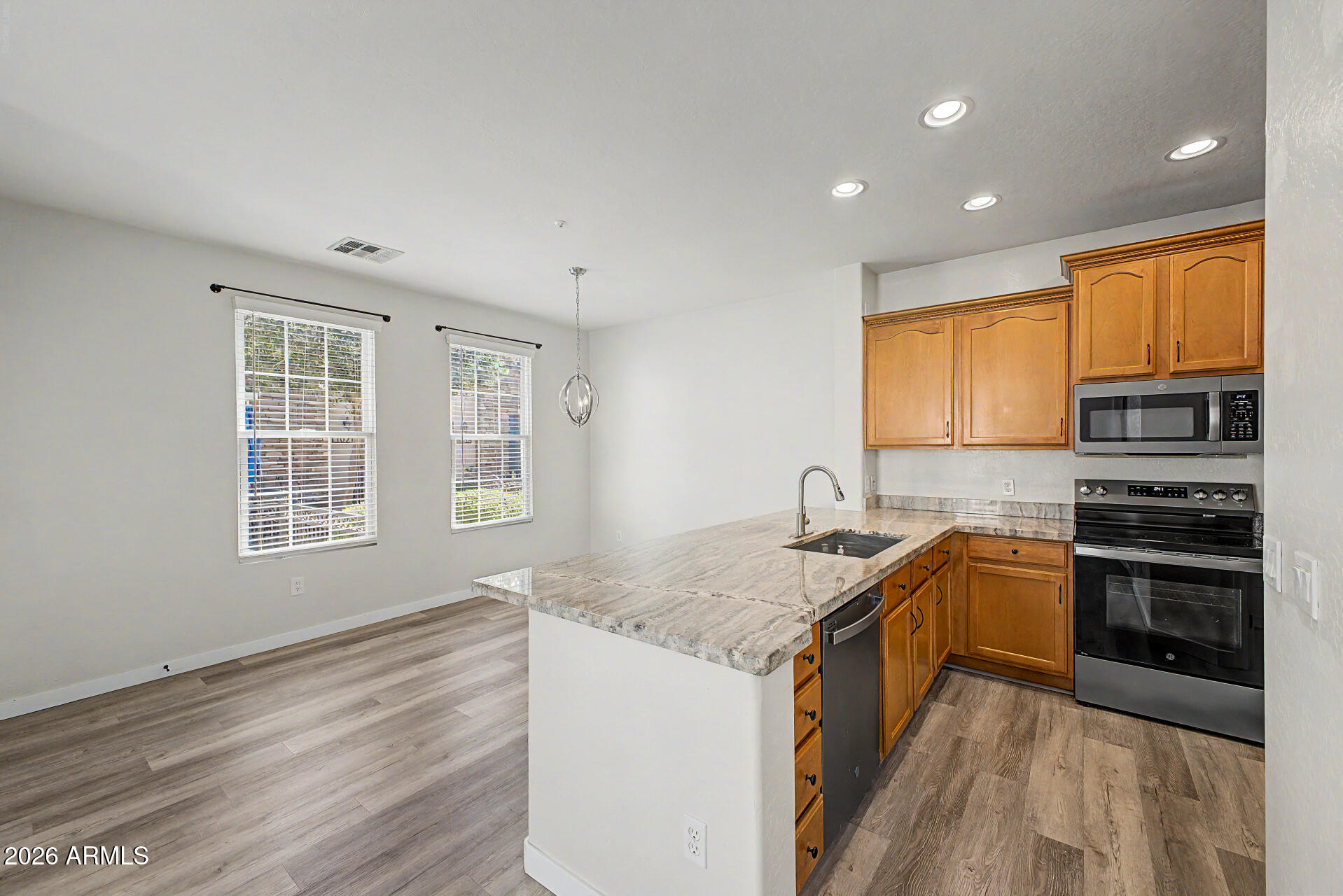 4749 E THUNDERHEART Trail 103