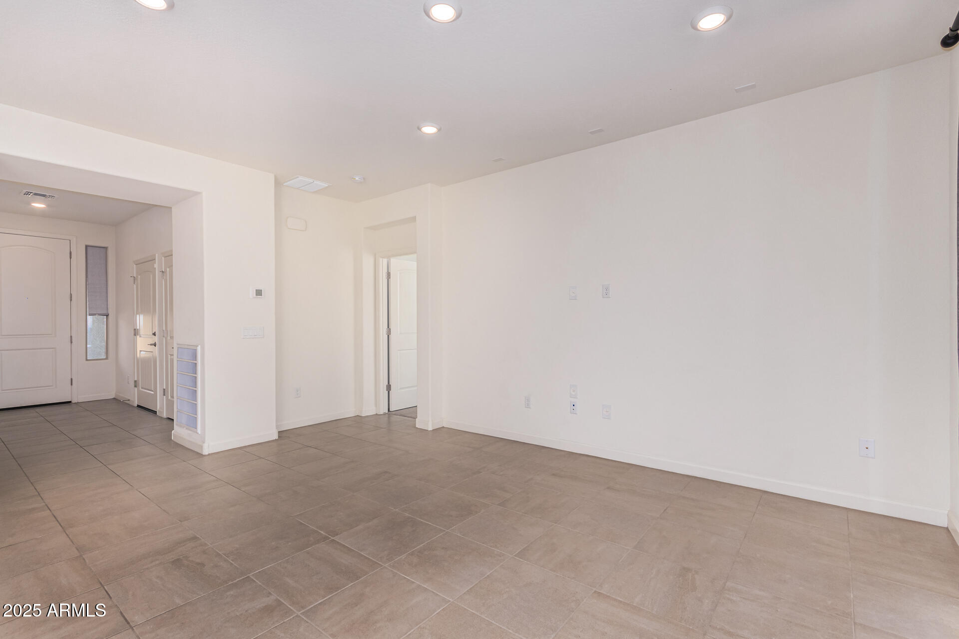 20357 W HILLCREST Boulevard