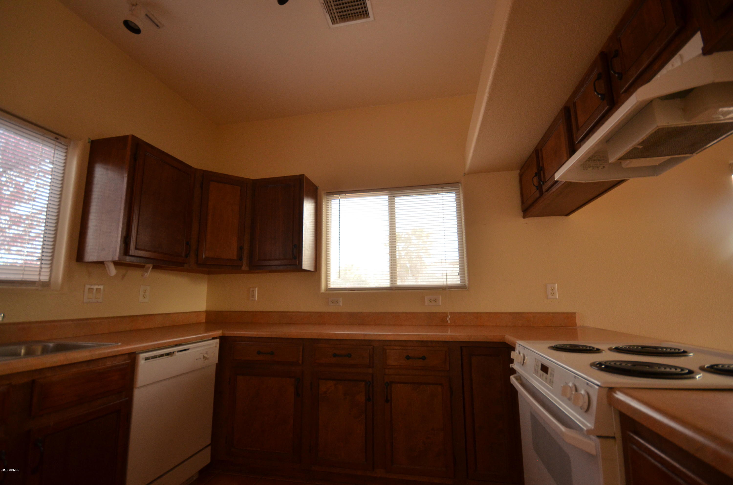 MESA VERDE ESTATES - Residential