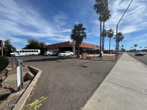 Photo of 811 N Scottsdale Road, Scottsdale, AZ 85257 (MLS # 6991473)