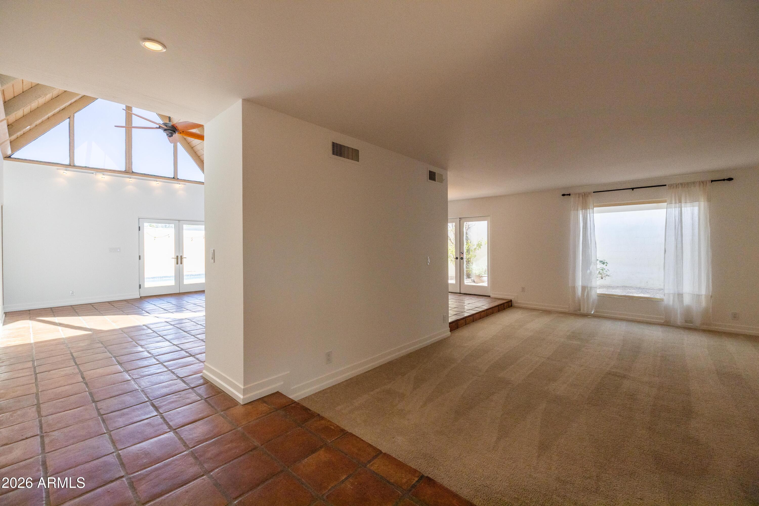 1302 E NICOLET Avenue