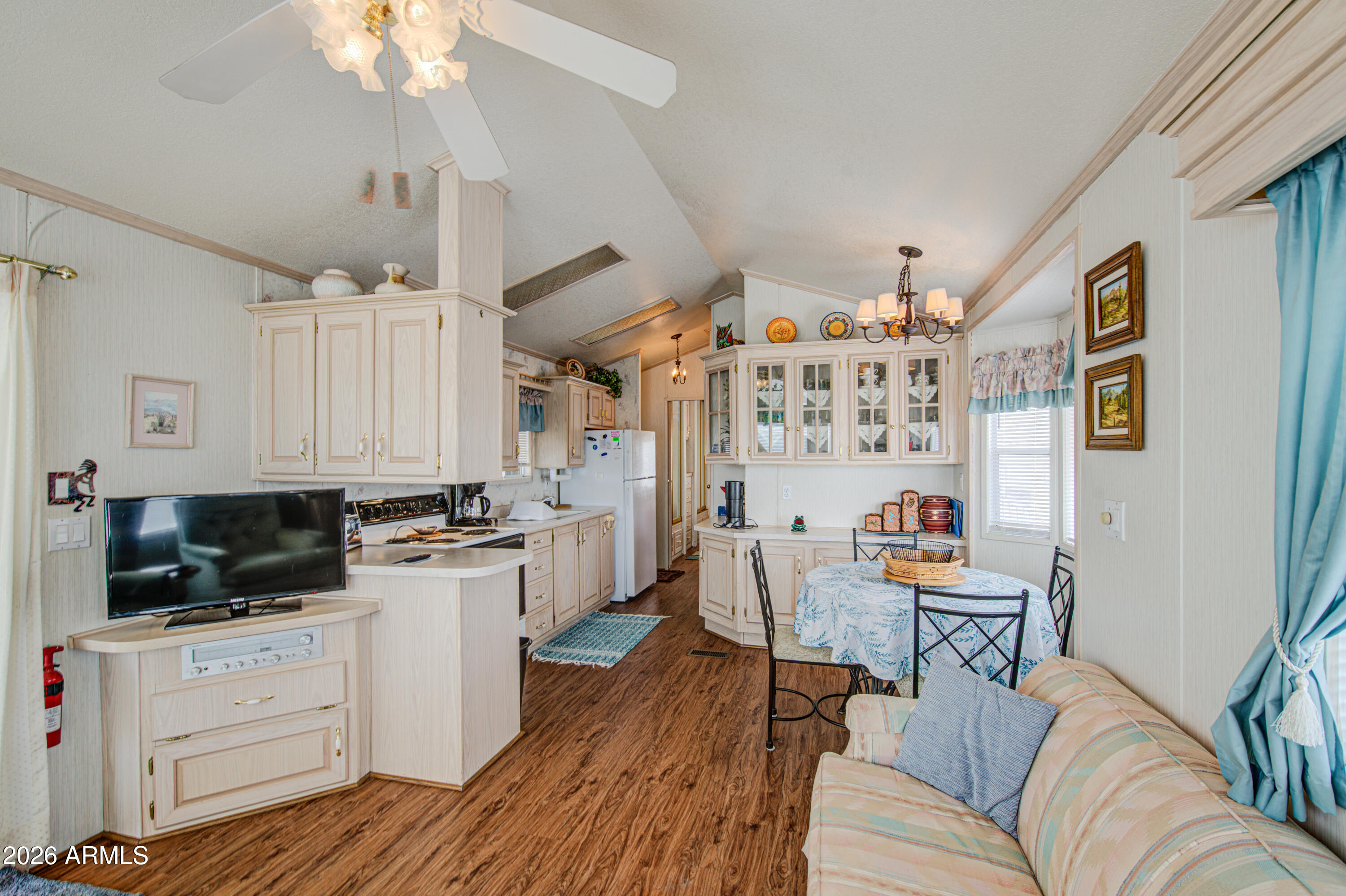 CARRIAGE MANOR RV RESORT - Residential