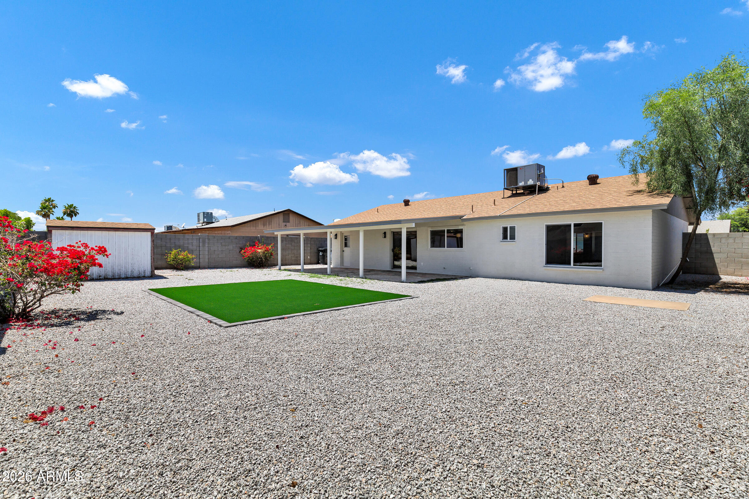 10901 W SELLS Drive
