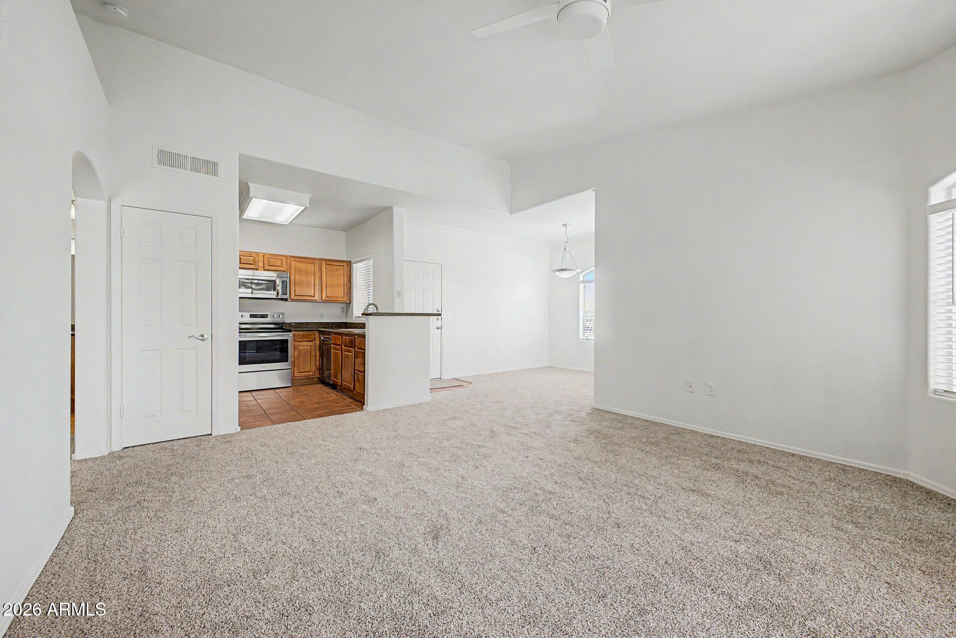 5335 E SHEA Boulevard 2090